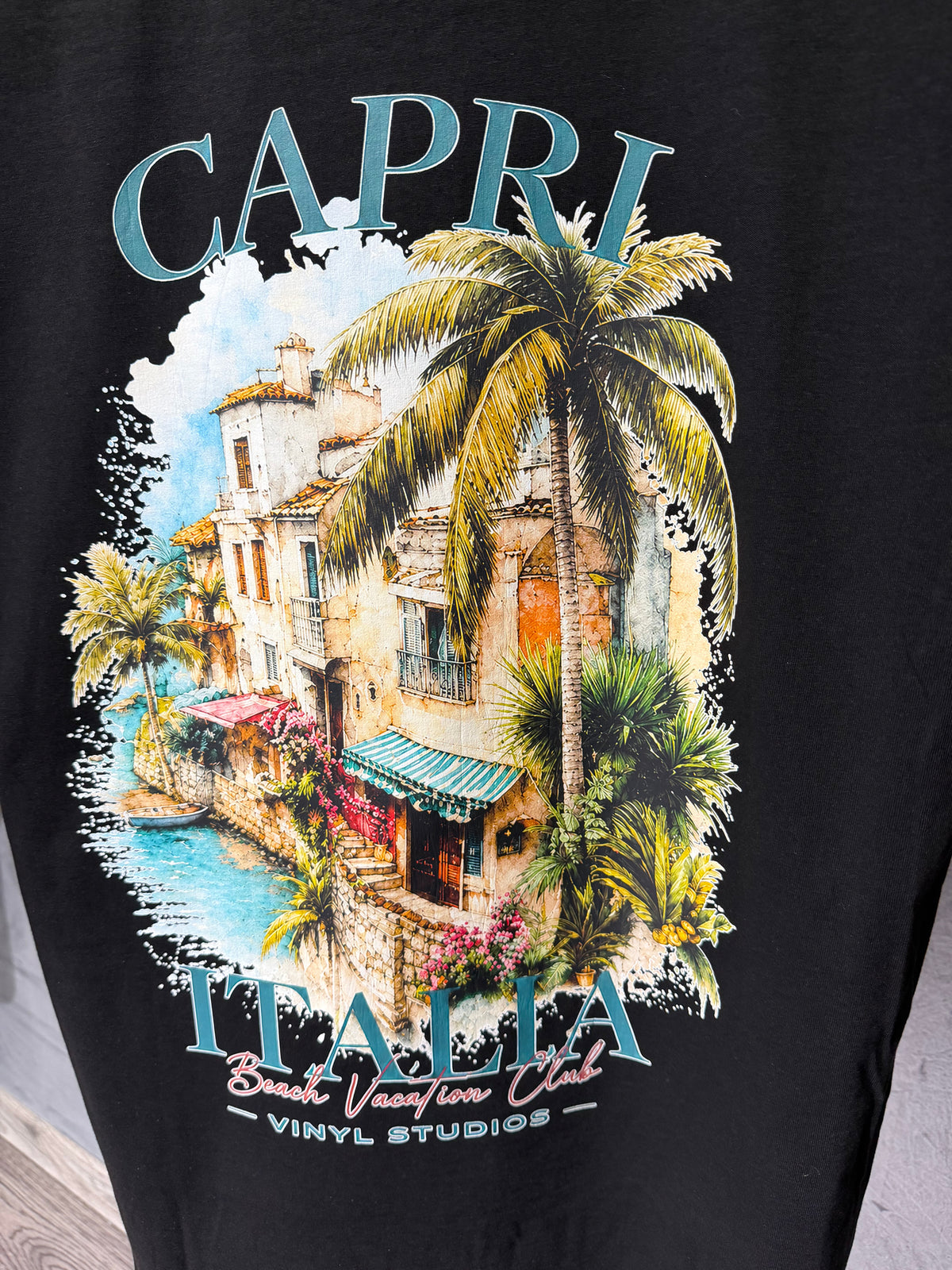 Vinyl sleeveless tee capri italia resort black - oversized