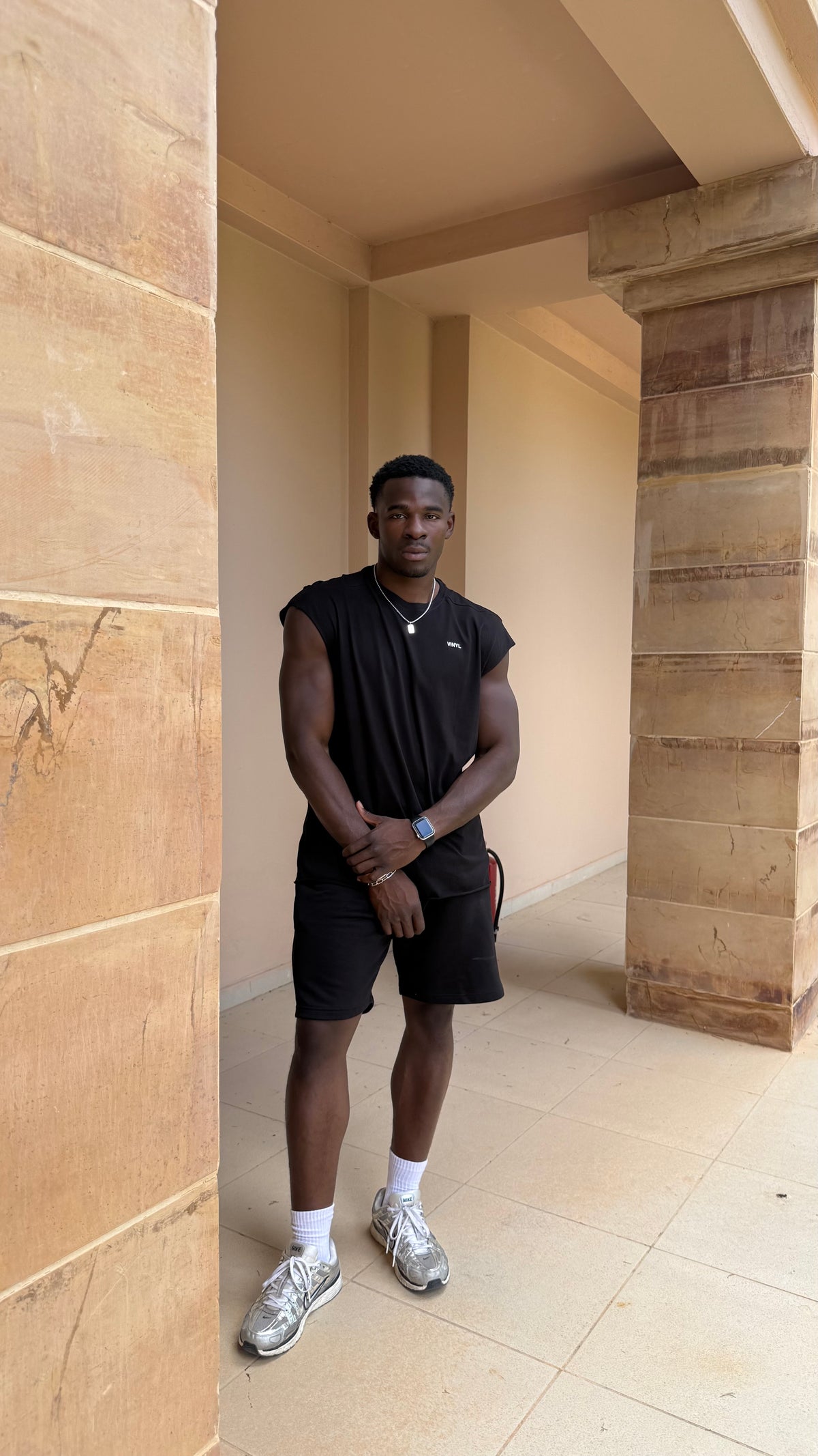 Vinyl sleeveless tee capri italy black - oversized