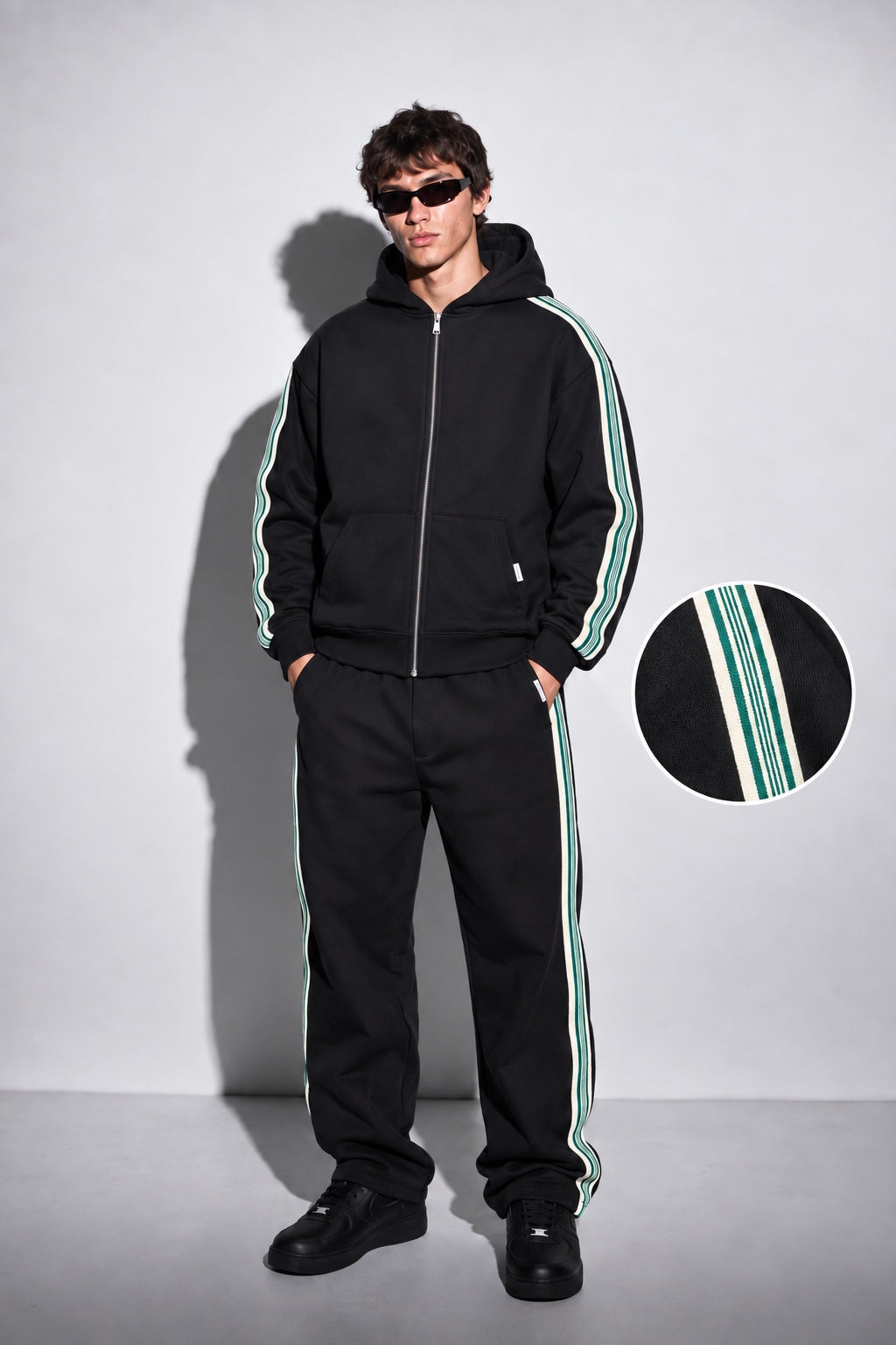 Retro stripe sweatpants black