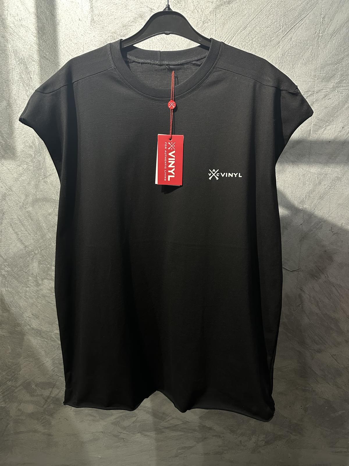 Vinyl sleeveless tee black - oversized