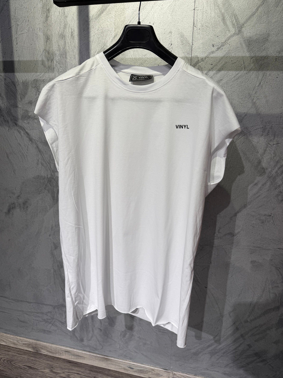 Vinyl sleeveless tee old money white - oversized