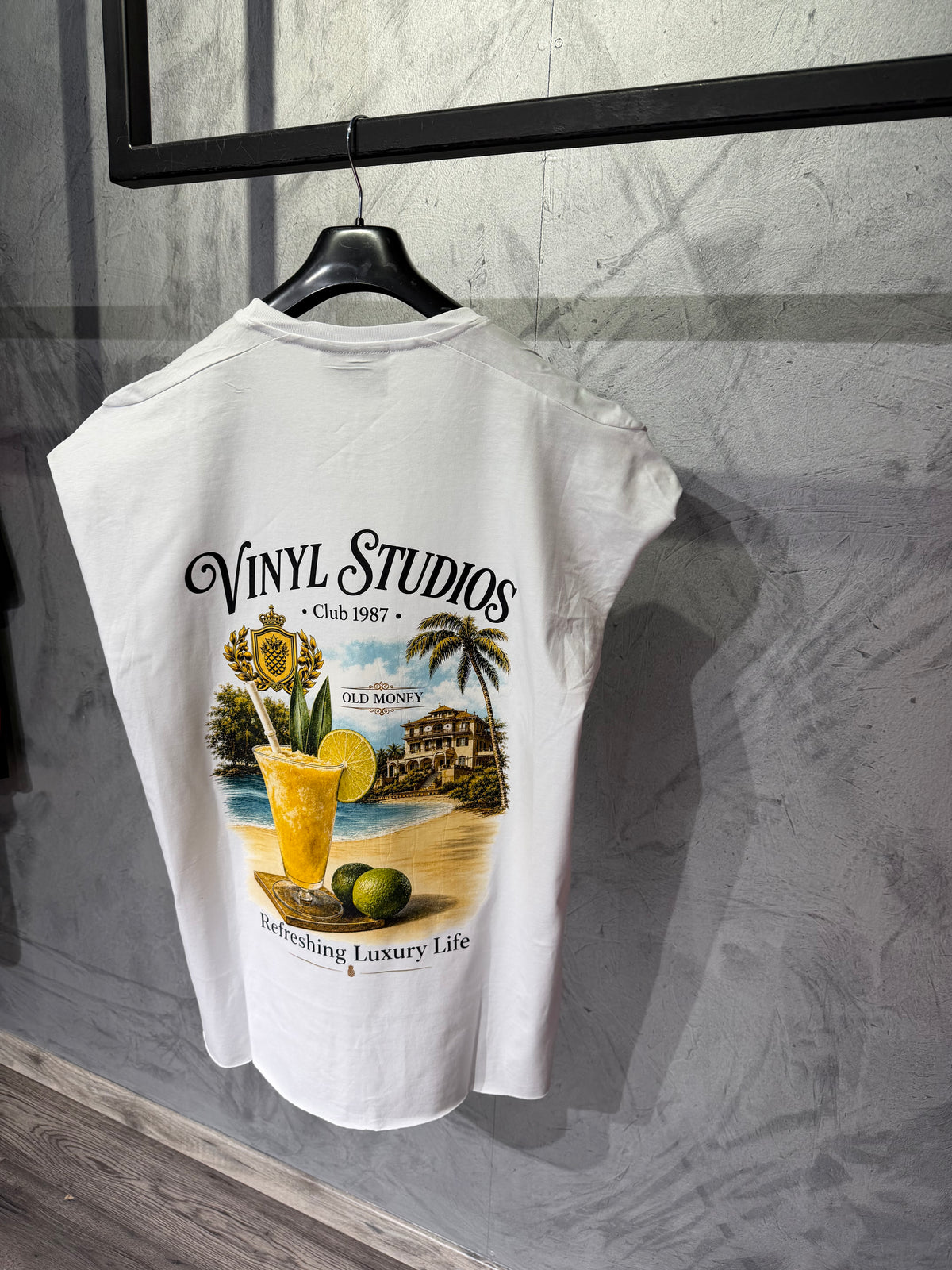 Vinyl sleeveless tee old money white - oversized