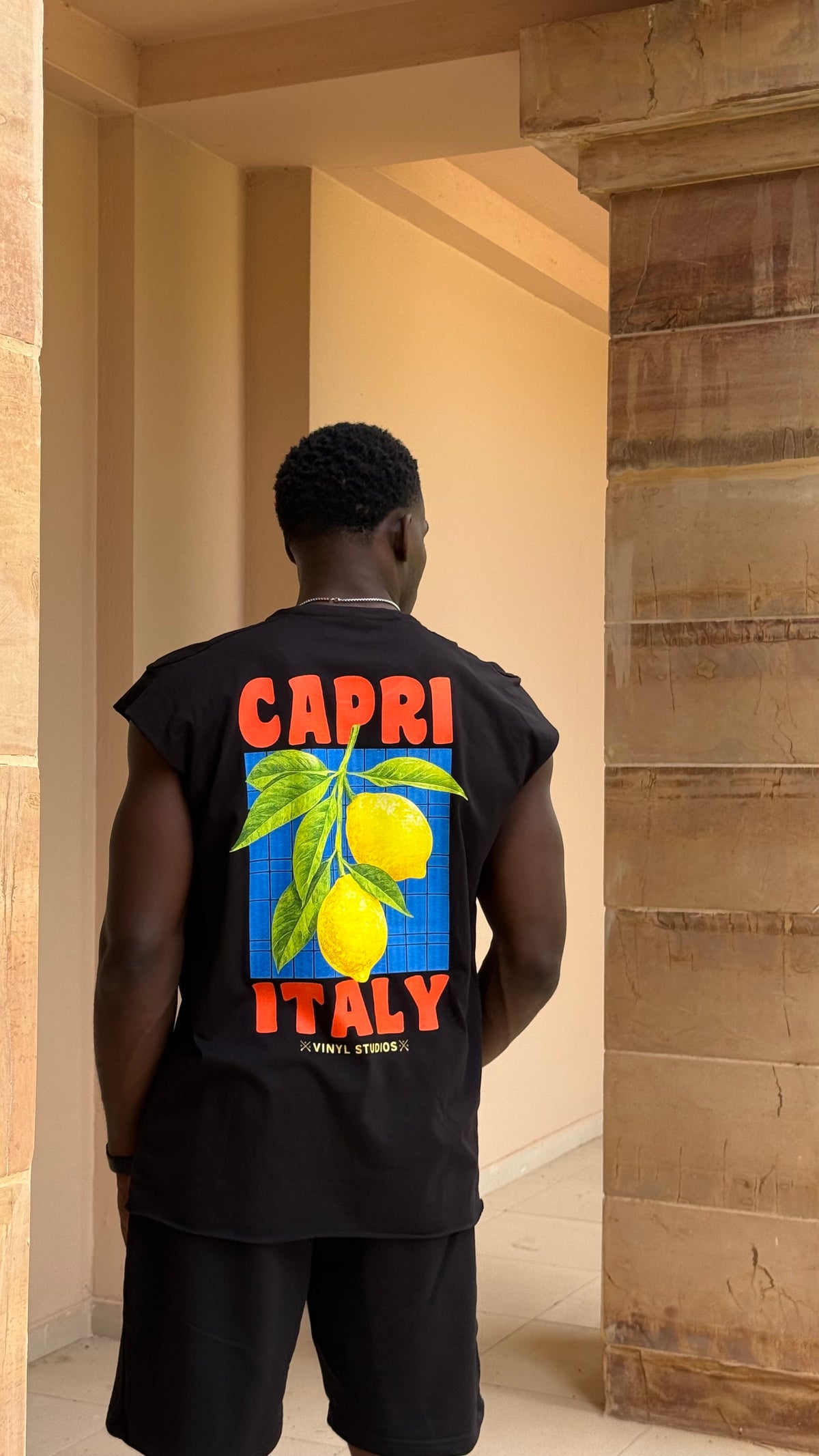 Vinyl sleeveless tee capri italy black - oversized