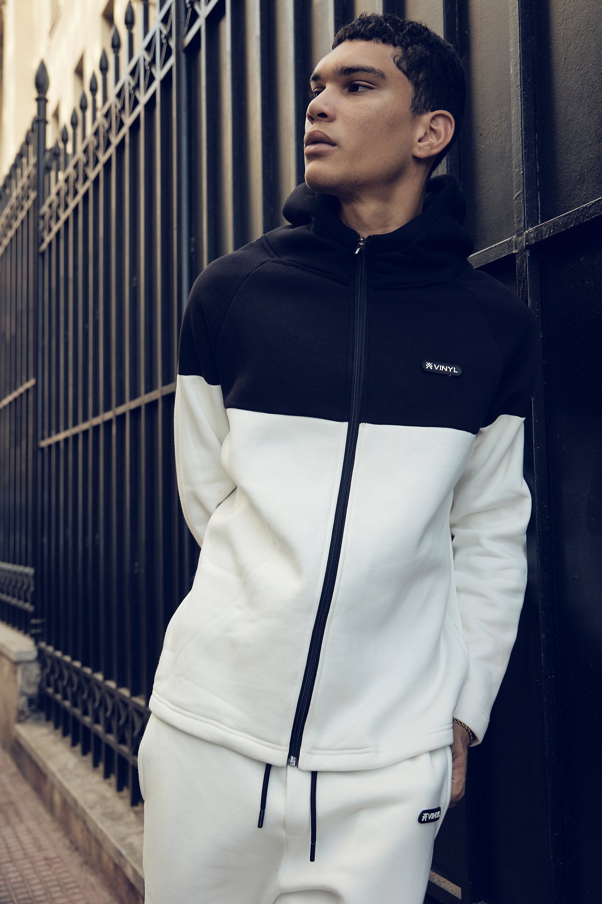 Vinyl white cardigan with drawstrings cotton regular fit - line motion zip hoodie